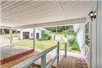 Cabin with Decks Bordering Dupont State Forest!