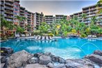 Lahaina Resort Condo with Ocean Views - Walk to Beach