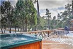 Rustic Alto Cabin with Hot Tub