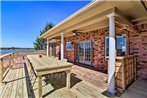 Updated Lakefront Corsicana Home with New Deck!