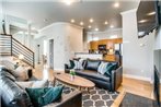 Grand Oak Lawn Town Home