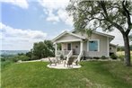 Lookout Hill Cottage - Beautiful Views for Miles