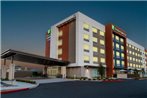 Holiday Inn Express & Suites - Las Vegas - E Tropicana