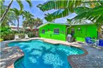 Vibrant Anna Maria Island Retreat Walk to Gulf!