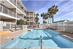 Destin Condo with Pool and Spa Access-100 Yds to Beach