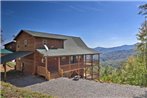 Unparalleled Mountain Views Spacious Cabin in NC!