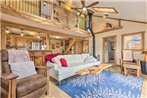 Hendersonville Cabin with Hot Tub
