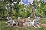 Evolve Riverfront Paradise with Fire Pit and Deck!