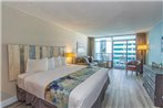 Landmark Resort King Suite Unit 716 Beautifully Renovated Sleeps 4