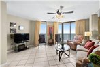 Summit 7E - Bright charming unit with access to an outdoor pool and BBQ grill