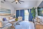 Cozy-Chic Condo 12 Min Walk to Beach and Park!