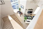 Upscale 3BR Penthouse by CozySuites