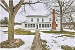 Inviting Ashland Farmhouse 7 Mi to Downtown!