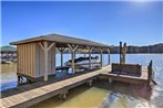 Pet-Friendly Lake Sinclair Home with Boat Dock!
