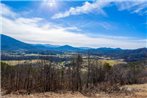 Panoramic Views at Mountaintop with Hot Tub