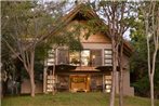 Victoria Falls Safari Suites