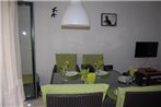 LovelyStay - Green Oasis Villa