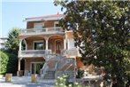 Villa Elisa M