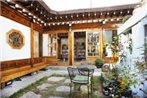 Vine Hanok Guesthouse