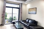 Asahi Luxstay - Royal City Apartment