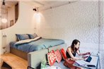 Studio w/ big balcony view near Hoan Kiem lake