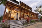 The Boathouse Riverside Homestay