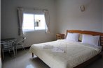 Warina Place & Serviced Apartment