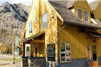 Waterton Lakes Lodge Resort