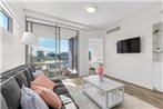 Brilliant Brisbane -10 mins CBD - 1Bed;1Bath;1Car