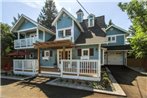 Kelowna Bed & Breakfast - CHATHAM HOUSE