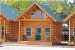 Cabins of Mackinaw & Lodge