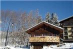 Cozy Chalet with Balcony in Chatel France