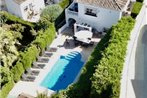 Fuengirola Villa Sleeps 8 Pool Air Con WiFi