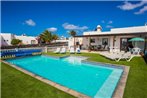 Beautiful 2 Bed Villa with large pool Casa Manana