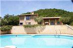 Attractive Holiday Home in Assisi with Swimming Pool