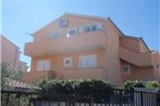 Apartments by the sea Businci