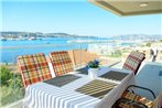 Luxury 90 m2 apt w balcony & spectacular sea view