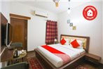 OYO 62702 Golden Home Stay