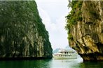 Legend Halong Private Cruises - Managed by Bhaya Cruise