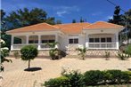 Muyenga Luxury Vacation Home