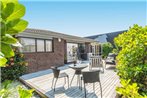 Oceanside Beach Dweller - Mt Maunganui Holiday Home