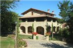 Fabulous Farmhouse in Poppi near Lake