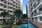 Laguna beach 1A with swimming pool views Pattaya