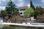 Two-Bedroom Apartment Crikvenica 4