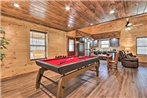 Evolve Cabin Getaway with Hot Tub 1 Mi to Parkway