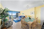 Crescent Tower II 306 - 3rd floor oceanfront condo with a jacuzzi tub and an outdoor pool