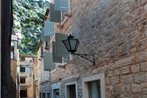 Villa Mama - Traditional Apartments in Omis